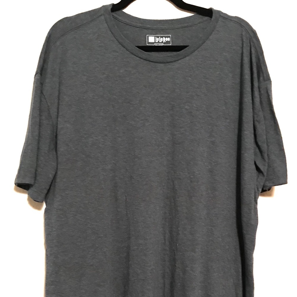 *NEVER WORN* LuLaroe Patrick Tee